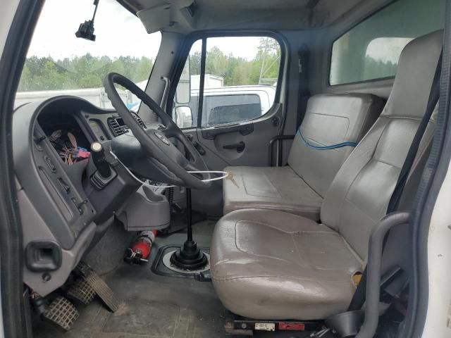 2009 Freightliner M2 106 Medium Duty