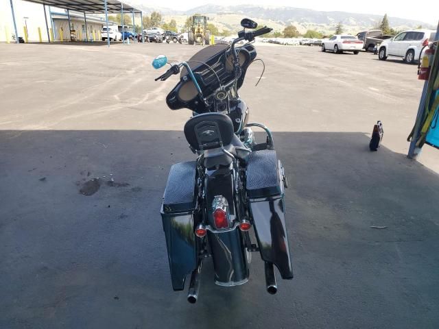 2007 Harley-Davidson Flstn