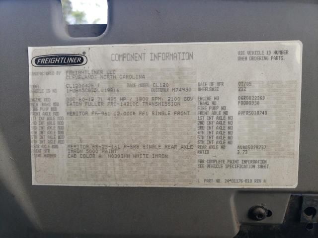 2005 Freightliner Columbia Semi Truck