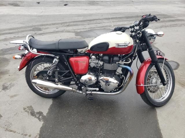 2012 Triumph 2012 Triumph Motorcycle Bonneville T100