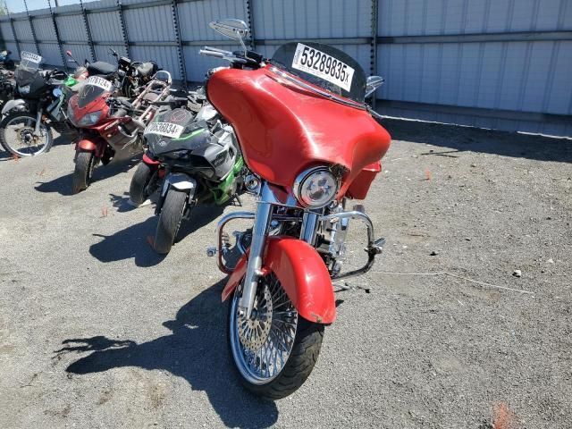 2010 Harley-Davidson Flhx