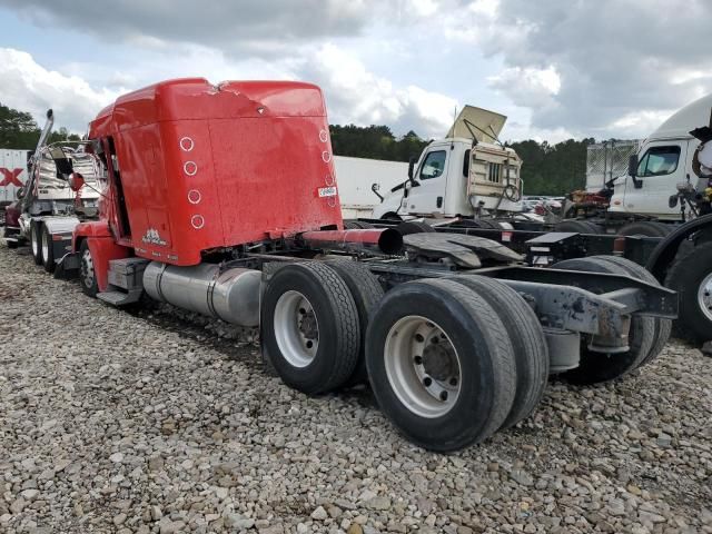 2003 Freightliner FLD120 Semi Truck