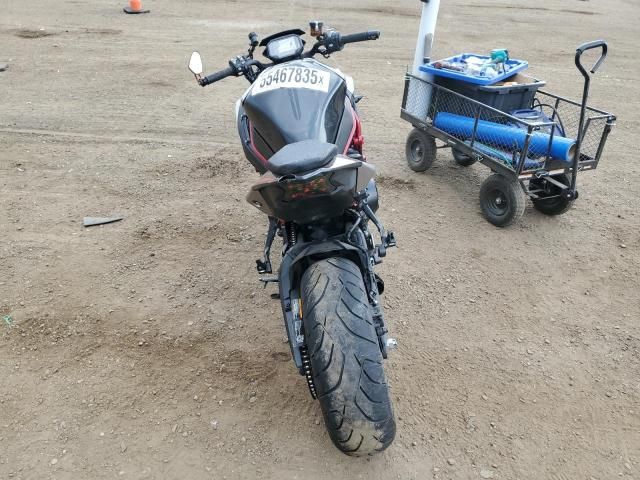 2023 Kawasaki ZR1000 K