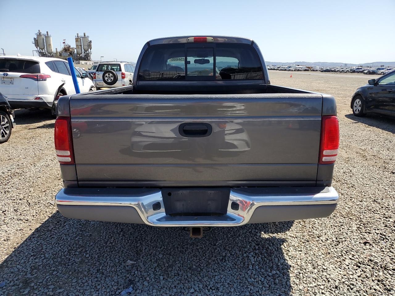 2004 Dodge Dakota Quad SLT
