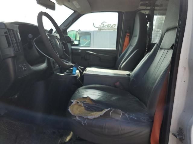 2013 Chevrolet Express G2500