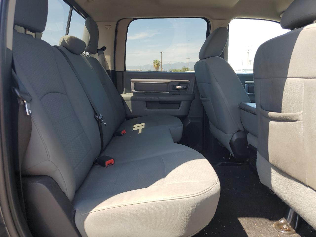 2013 Dodge RAM 1500 SLT