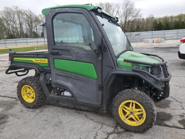 2021 John Deere XUV835R