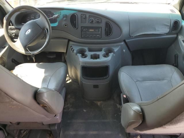 2003 Ford Econoline E350 Super Duty Van
