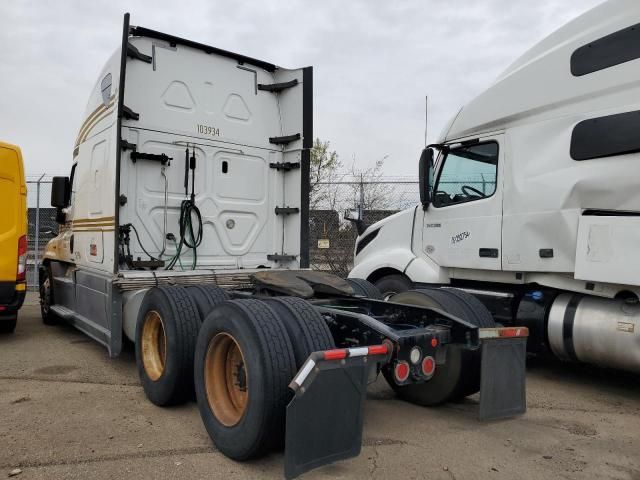 2019 Freightliner Cascadia 125 Semi Truck