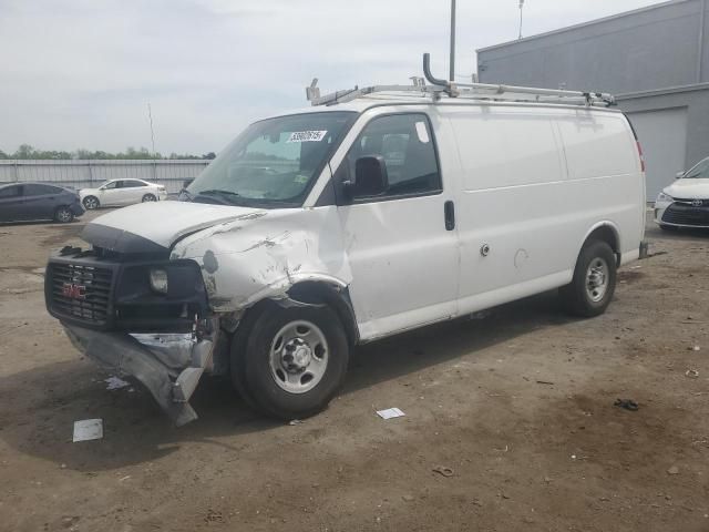 2015 Chevrolet Express G2500