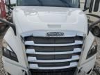 2020 Freightliner Cascadia 116 BOX Truck