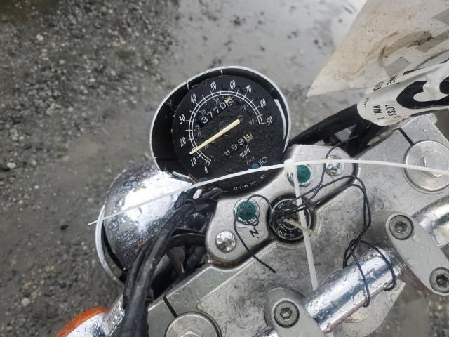 2000 Suzuki GZ250
