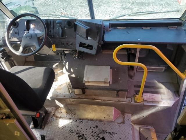 2022 Freightliner Chassis M Line WALK-IN Van