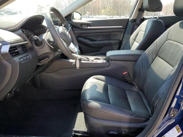 2023 Nissan Altima SR
