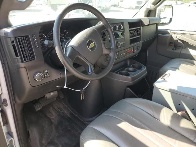 2016 Chevrolet Express G2500