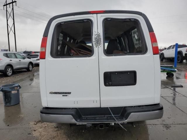 2015 Chevrolet Express G2500 LT