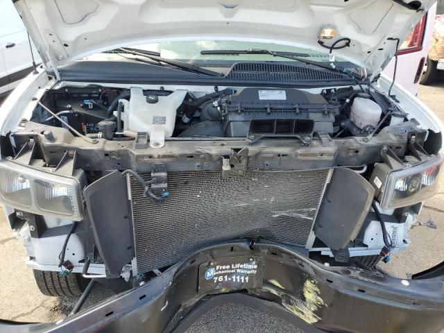 2022 Chevrolet Express G3500 LS