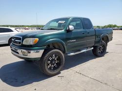 Salvage trucks for sale at Grand Prairie, TX auction: 2000 Toyota Tundra Access Cab