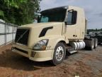 2007 Volvo VNL Semi Truck