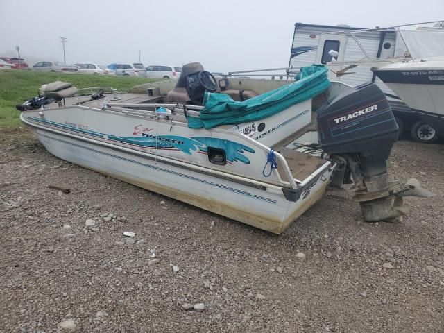 1996 Tracker Boat