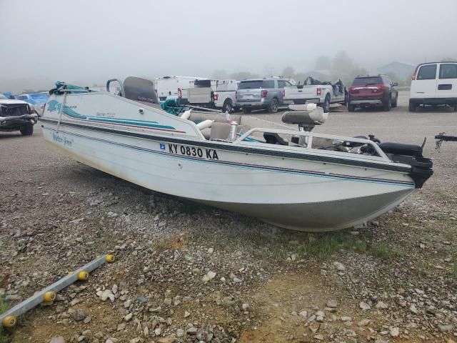 1996 Tracker Boat