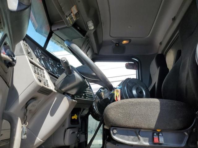 2021 Peterbilt 389