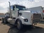 2016 Freightliner 122SD Semi Truck