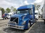 2017 Volvo VNL Semi Truck
