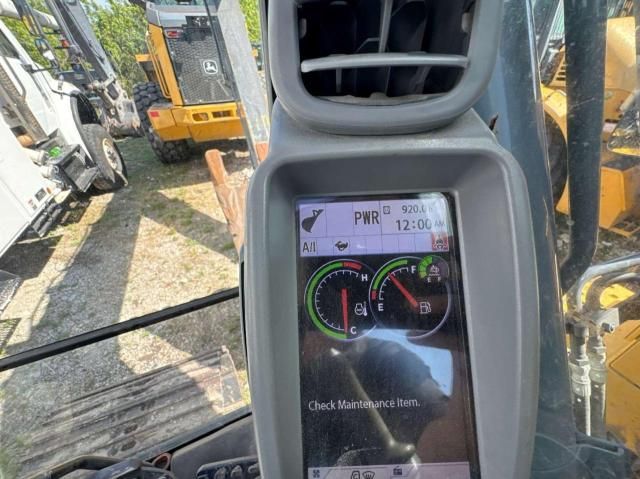 2022 John Deere 130