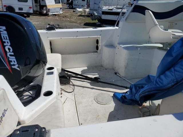 1999 Seaswirl Boat