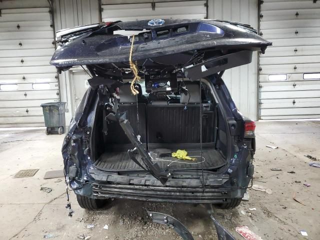 2023 Toyota Highlander Hybrid XLE