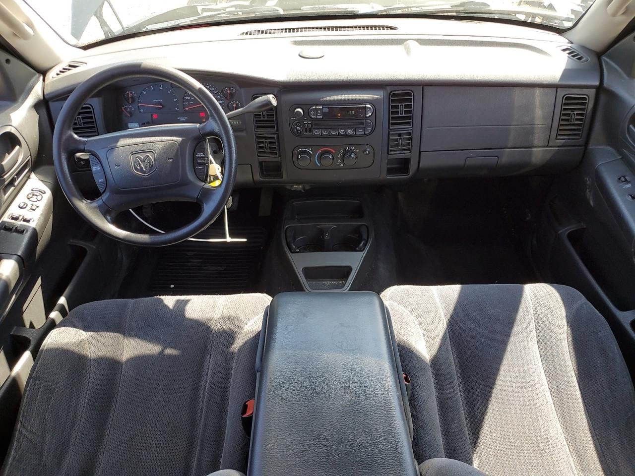 2004 Dodge Dakota Quad SLT