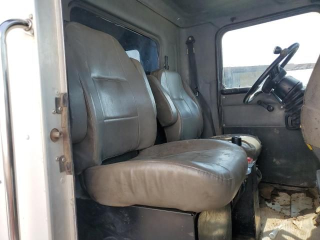 2004 Kenworth T300 Dump Truck
