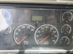 2006 Freightliner Columbia Semi Truck