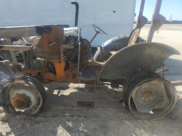 2022 John Deere 5045E Tractor