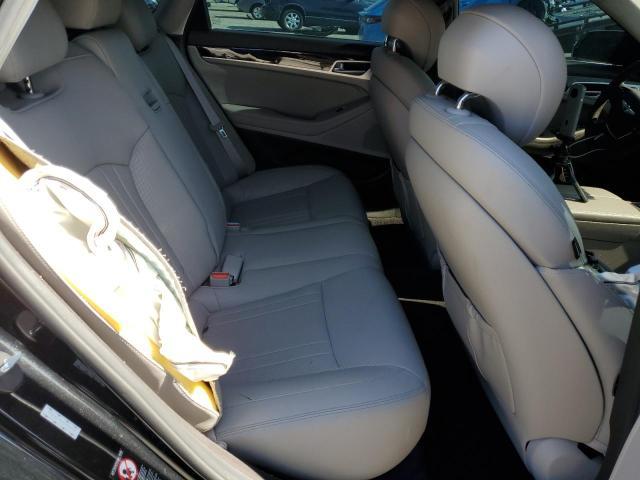 2017 Genesis G80 Base