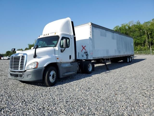2015 Freightliner Cascadia 125