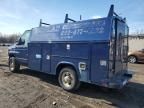 2013 Ford Econoline E350 Super Duty Cutaway Van