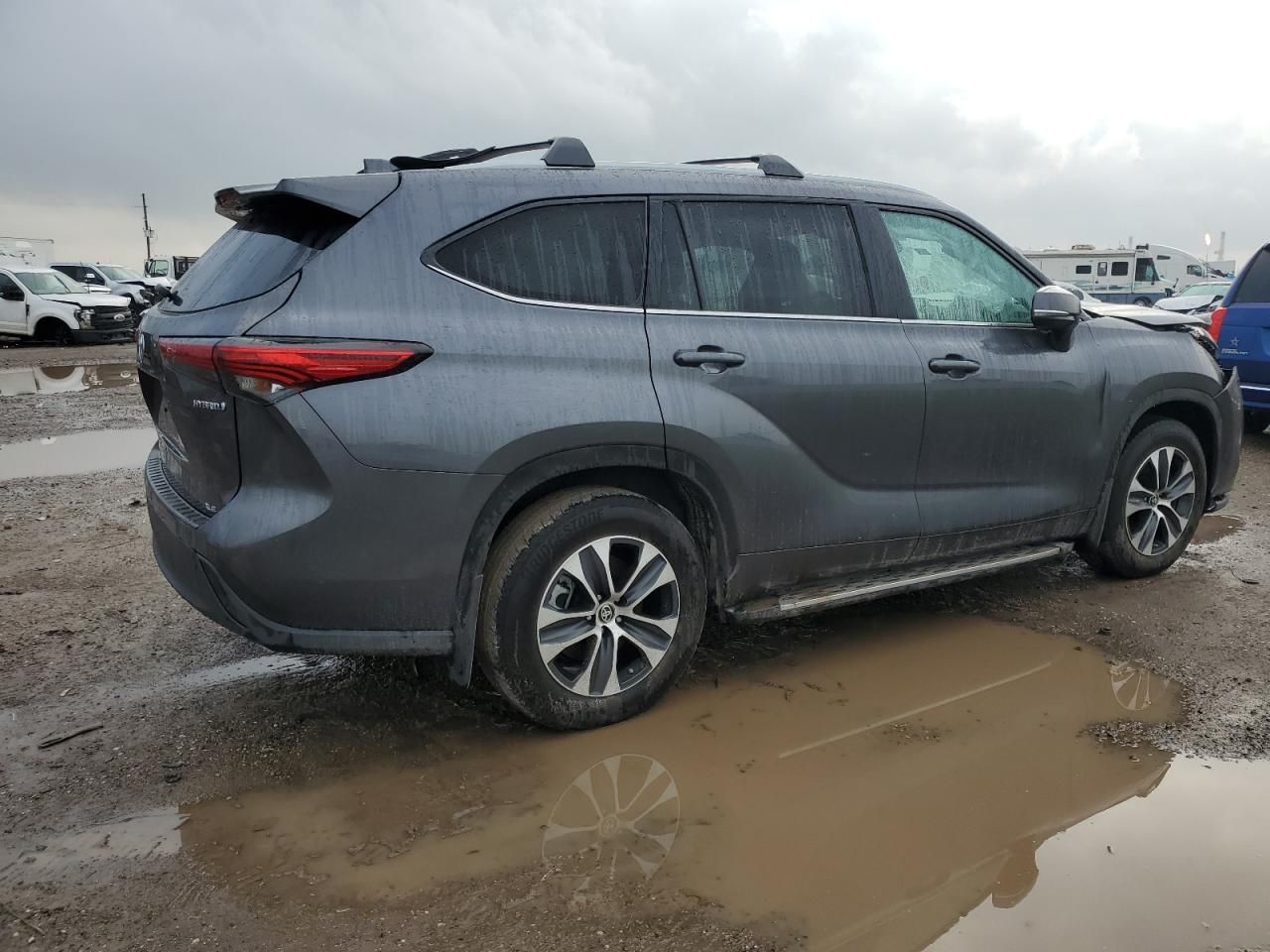 2023 Toyota Highlander Hybrid xle