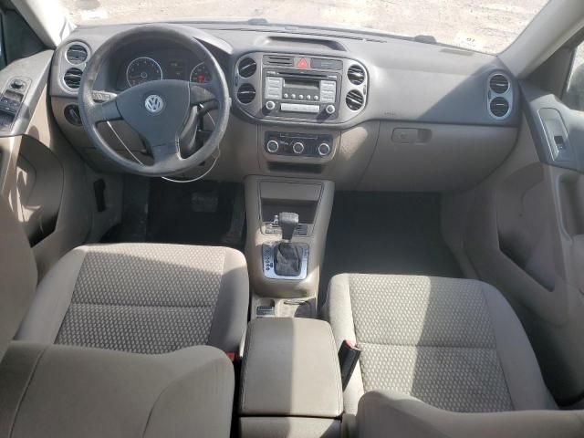2010 Volkswagen Tiguan SE