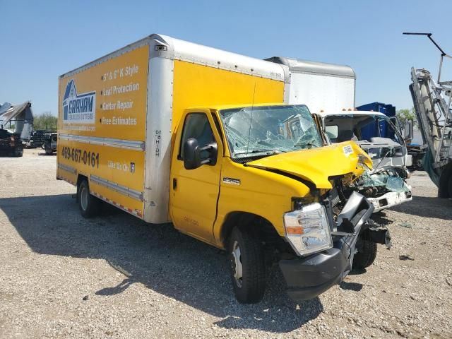 2019 Ford Econoline E350 Super Duty Cutaway Van