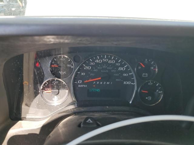 2013 Chevrolet Express G2500