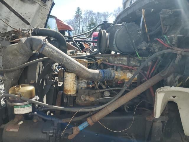 2003 Freightliner Medium Conventional FL80