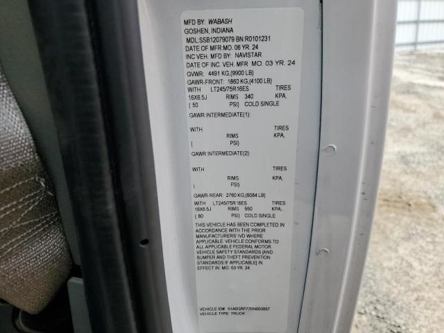 2024 Chevrolet Express G3500