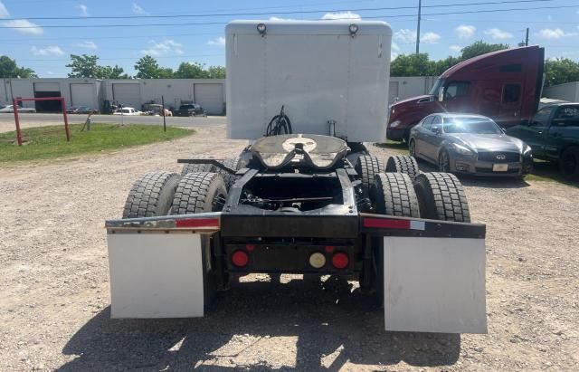 2011 Peterbilt 386