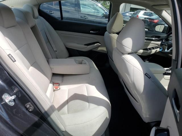 2021 Nissan Altima SV