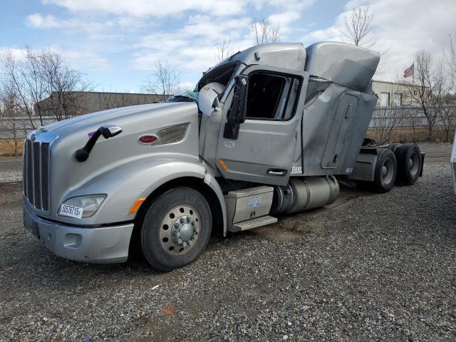 2019 Peterbilt 579 Semi Truck