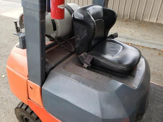 2013 Toyota 7FGU25 Forklift