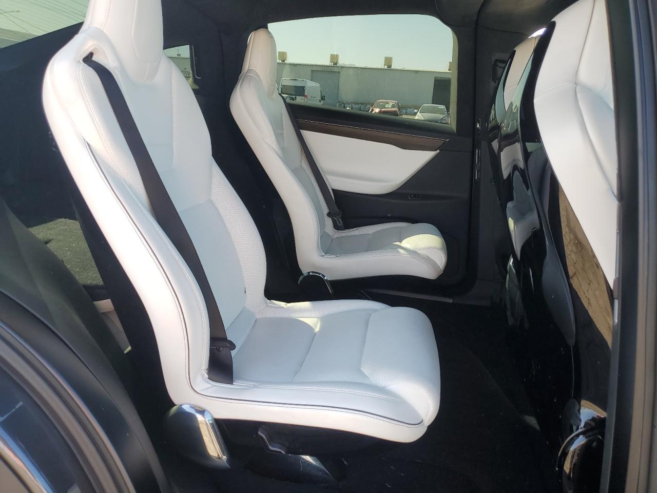 2016 Tesla Model x