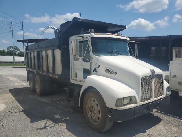 2004 Kenworth T300 Dump Truck
